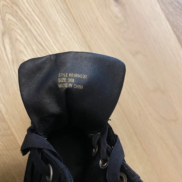 Lace up heels - Picture 6 of 6